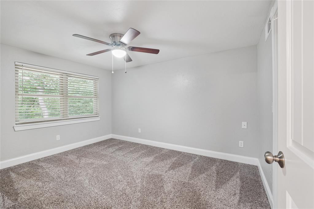 817 Ne 61 Street Property Photo 18