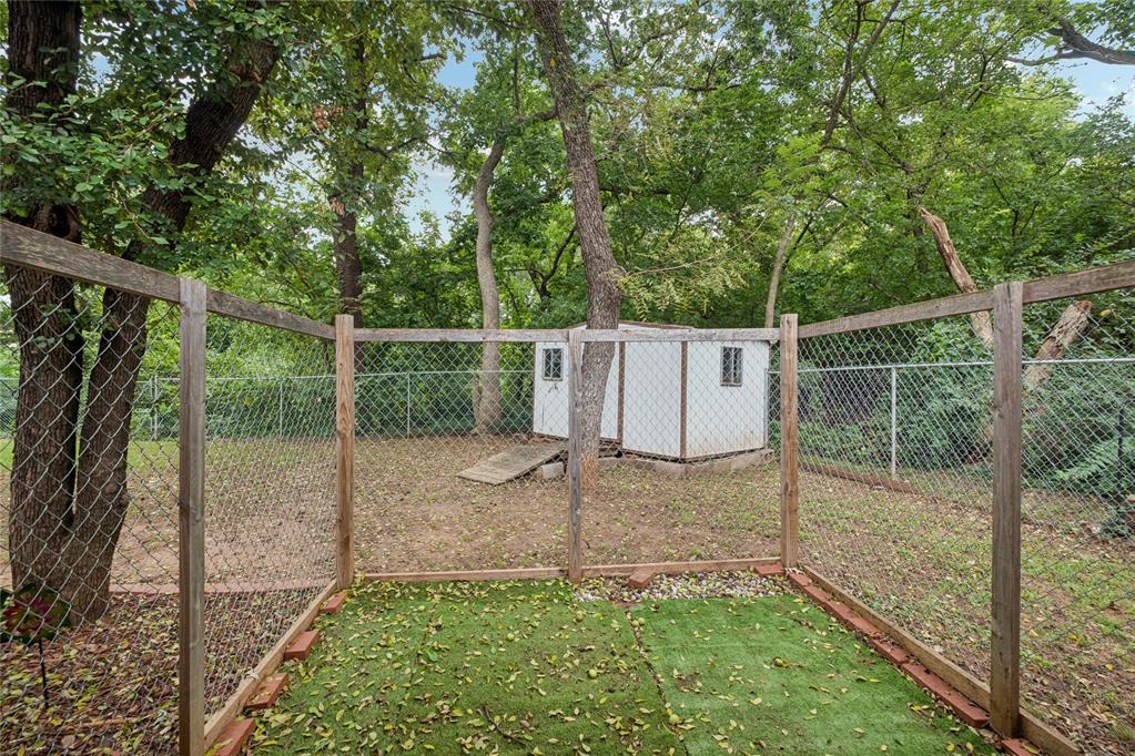 817 Ne 61 Street Property Photo 28