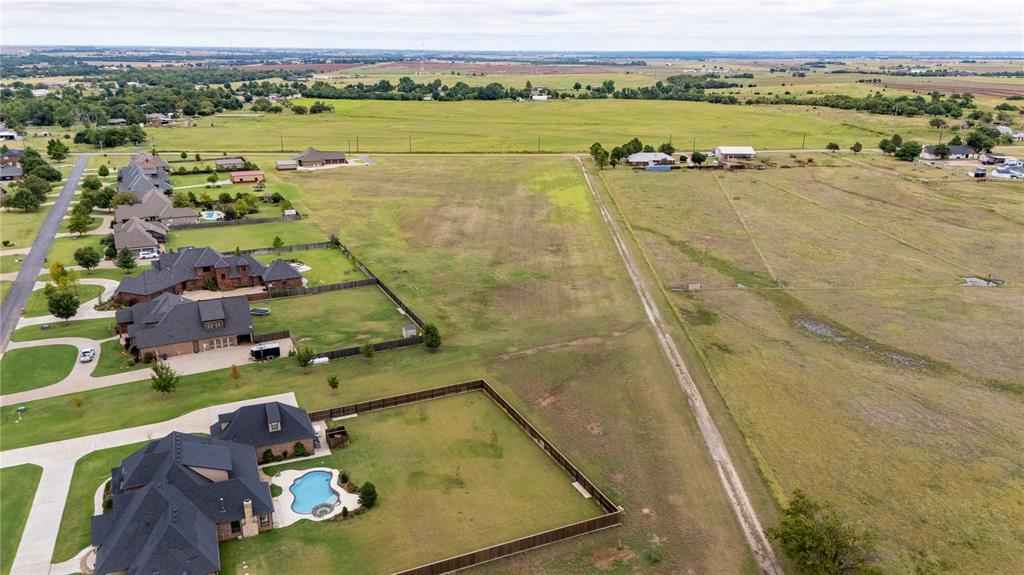 Ew 810 Road Property Photo 3
