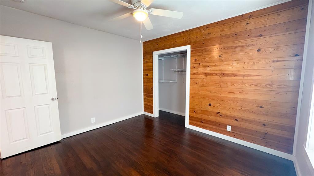 218 Sw B St Sw Street Property Photo 5