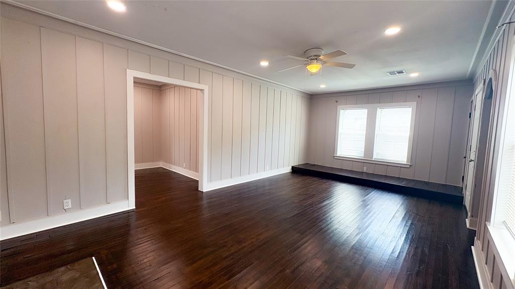 218 Sw B St Sw Street Property Photo 7