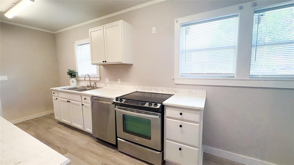 218 Sw B St Sw Street Property Photo 11