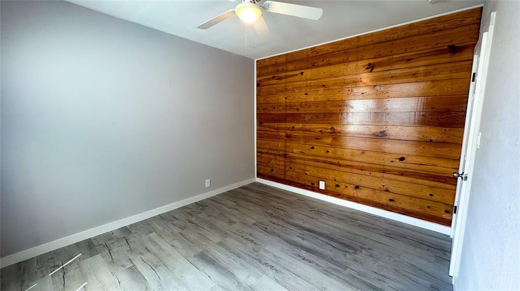 218 Sw B St Sw Street Property Photo 17