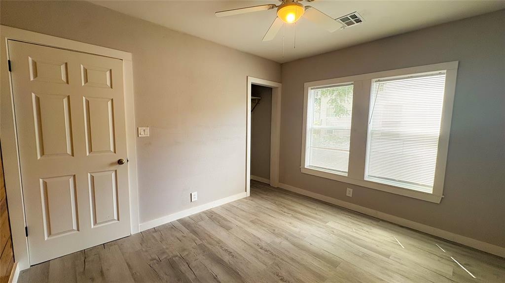 218 Sw B St Sw Street Property Photo 18