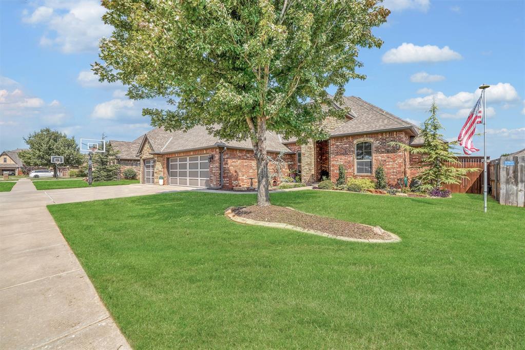 612 Old Home Place Property Photo 2