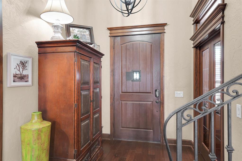 612 Old Home Place Property Photo 5