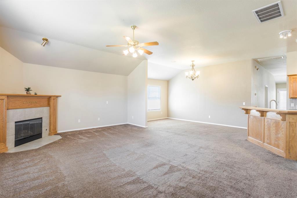 1848 N Parkridge Drive Property Photo 3