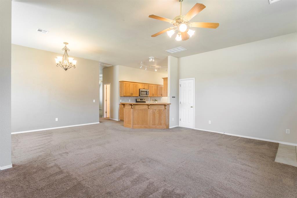 1848 N Parkridge Drive Property Photo 4