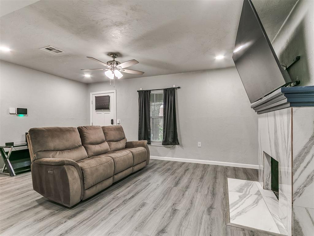 4108 Park Lane Property Photo 3