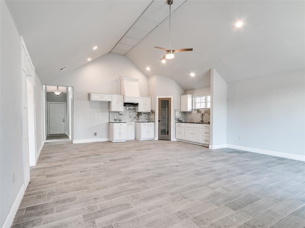 3215 S Harvey Boulevard Property Photo 3
