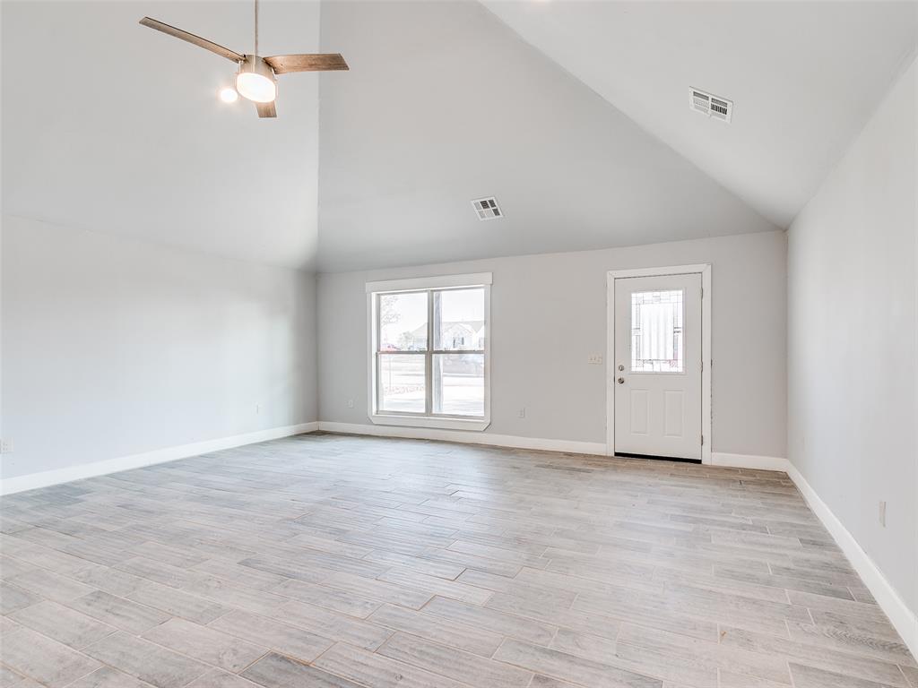 3215 S Harvey Boulevard Property Photo 5