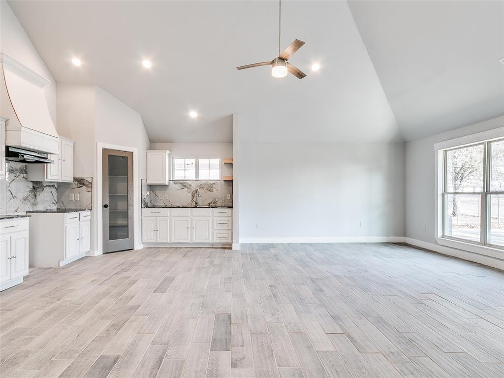 3215 S Harvey Boulevard Property Photo 6