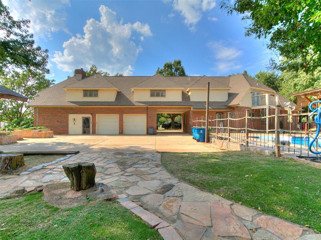 13 Southcliff Property Photo 4