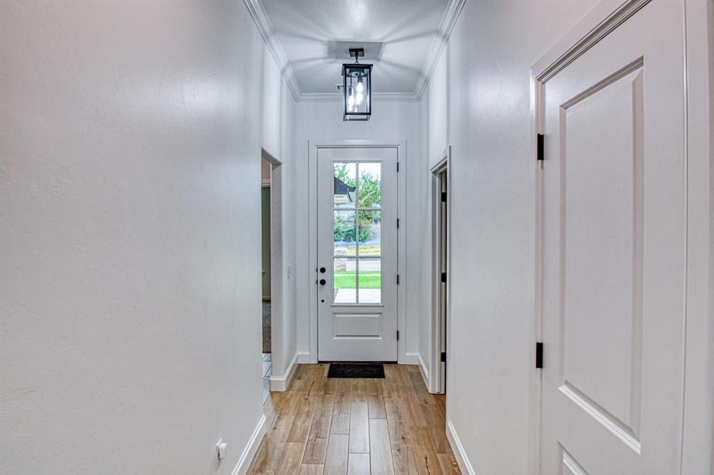 2712 Dunham Drive Property Photo 5