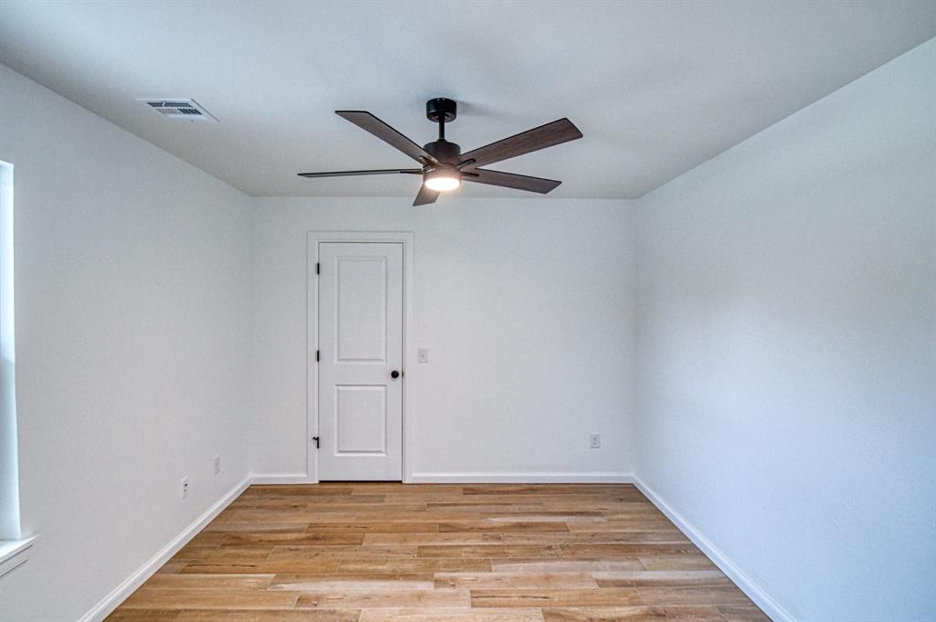 2712 Dunham Drive Property Photo 19