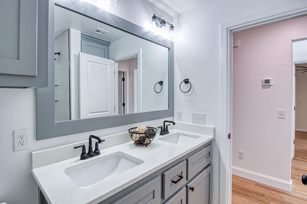 2712 Dunham Drive Property Photo 24