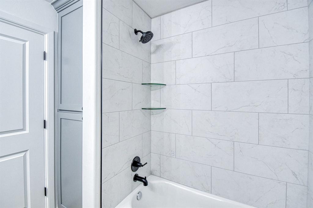 2712 Dunham Drive Property Photo 25