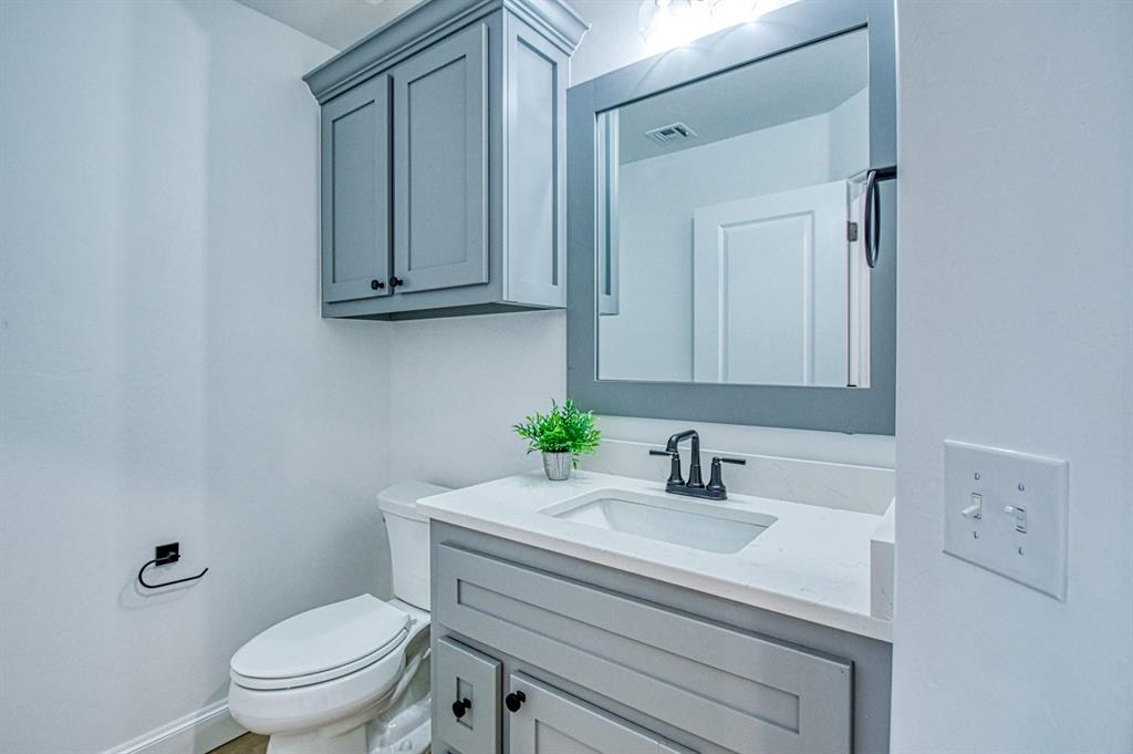 2712 Dunham Drive Property Photo 40