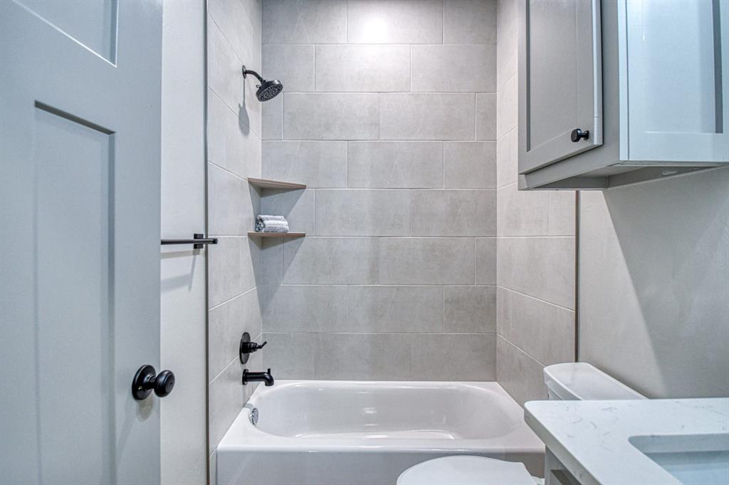 2728 Dunham Drive Property Photo 24