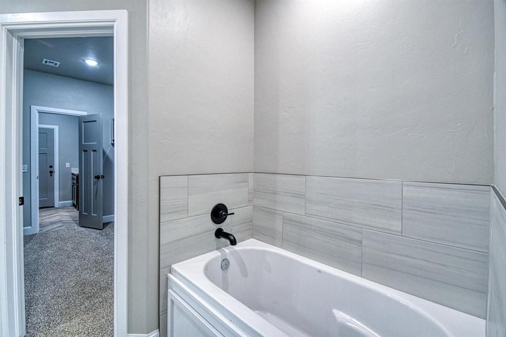 2728 Dunham Drive Property Photo 37