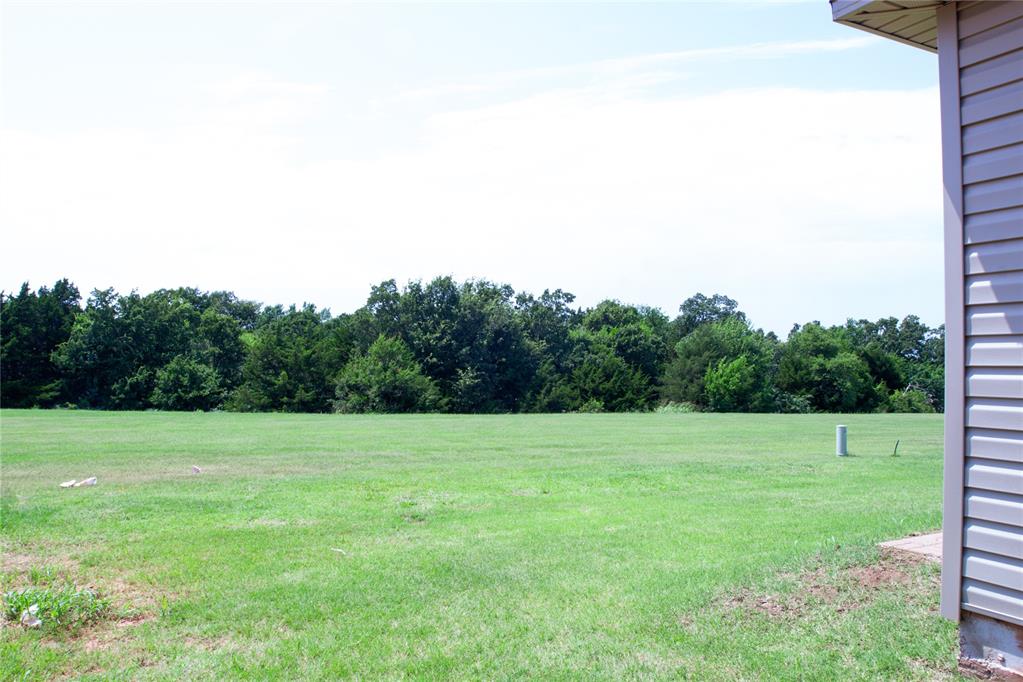 1201 N Stallion Drive Property Photo 3