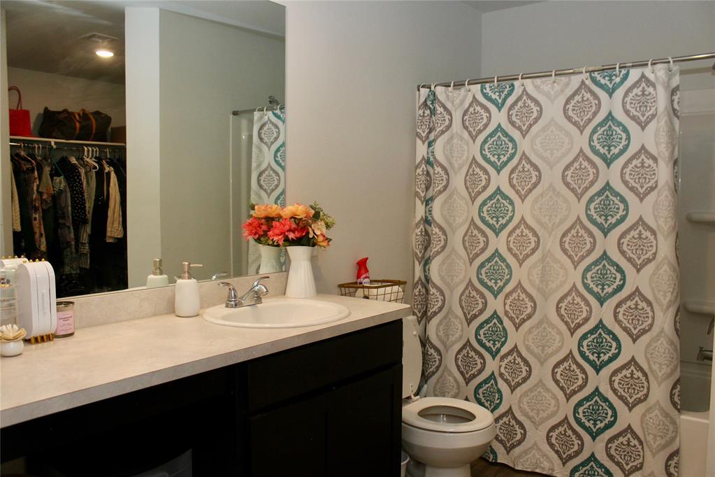 1201 N Stallion Drive Property Photo 13