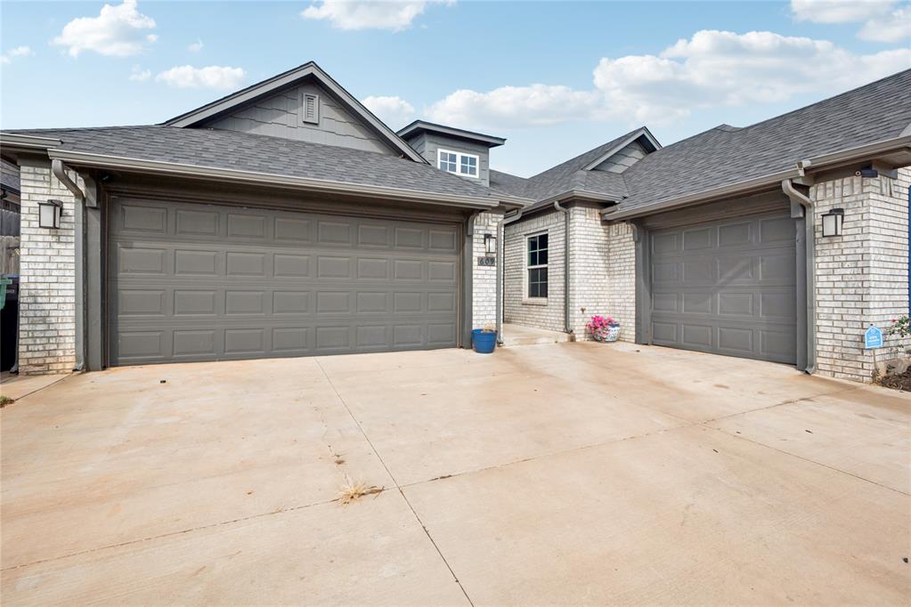 609 Firefork Avenue Property Photo 4