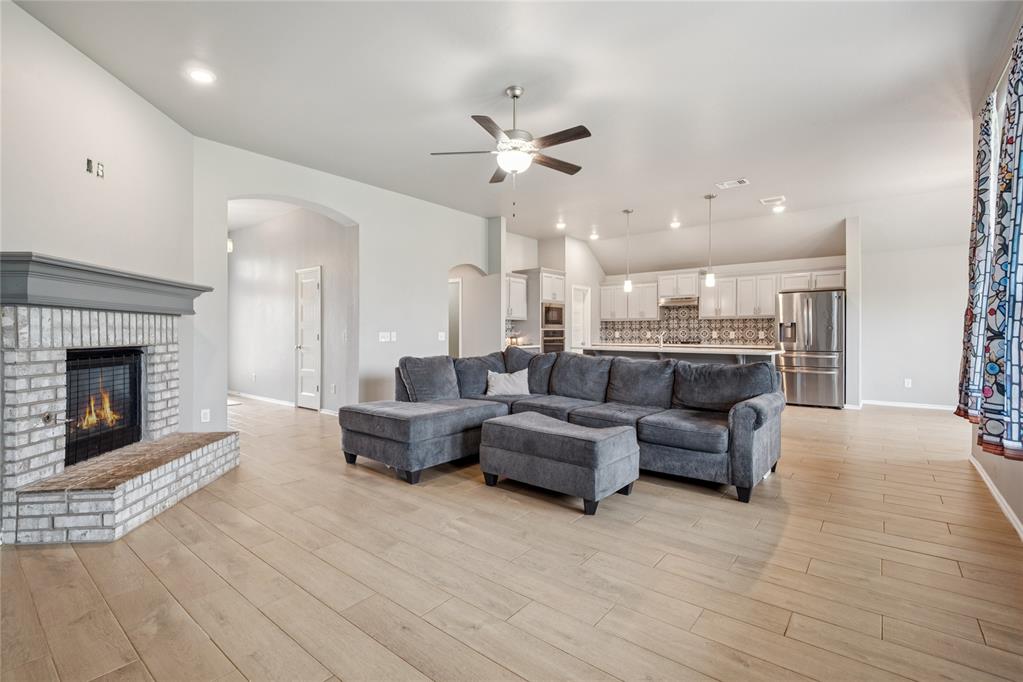 609 Firefork Avenue Property Photo 9