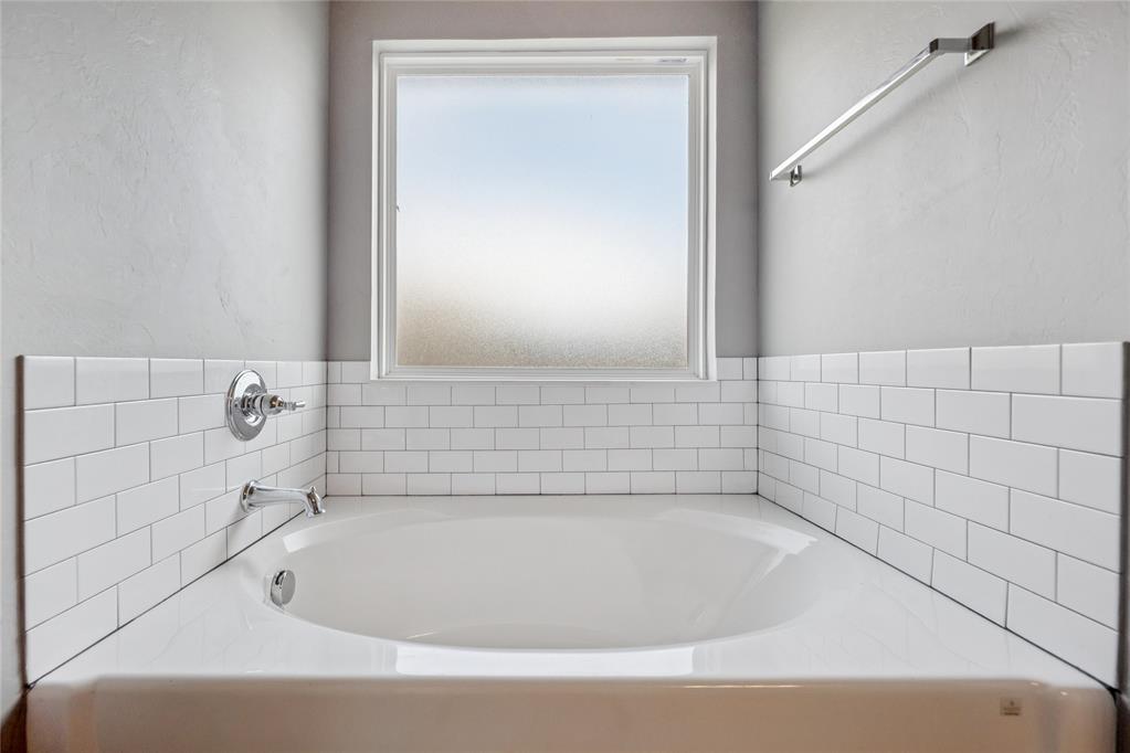 609 Firefork Avenue Property Photo 24