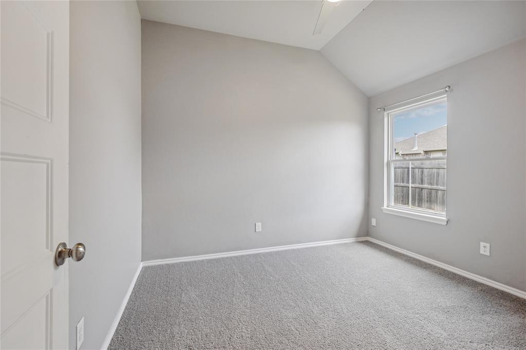 609 Firefork Avenue Property Photo 31