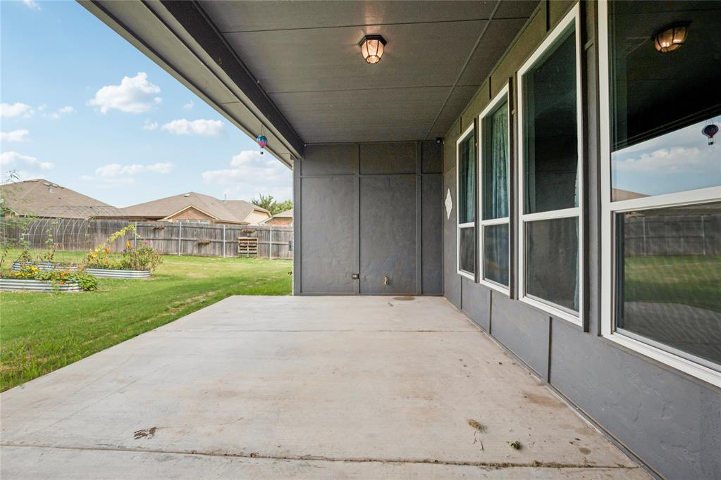 609 Firefork Avenue Property Photo 35