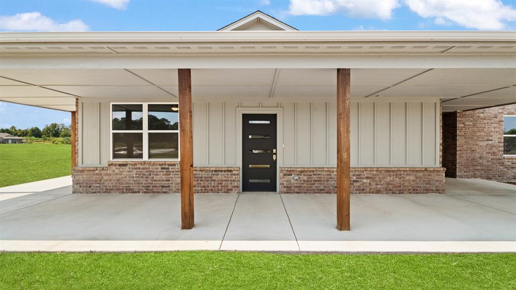 213 Olde Mill Court Property Photo 1