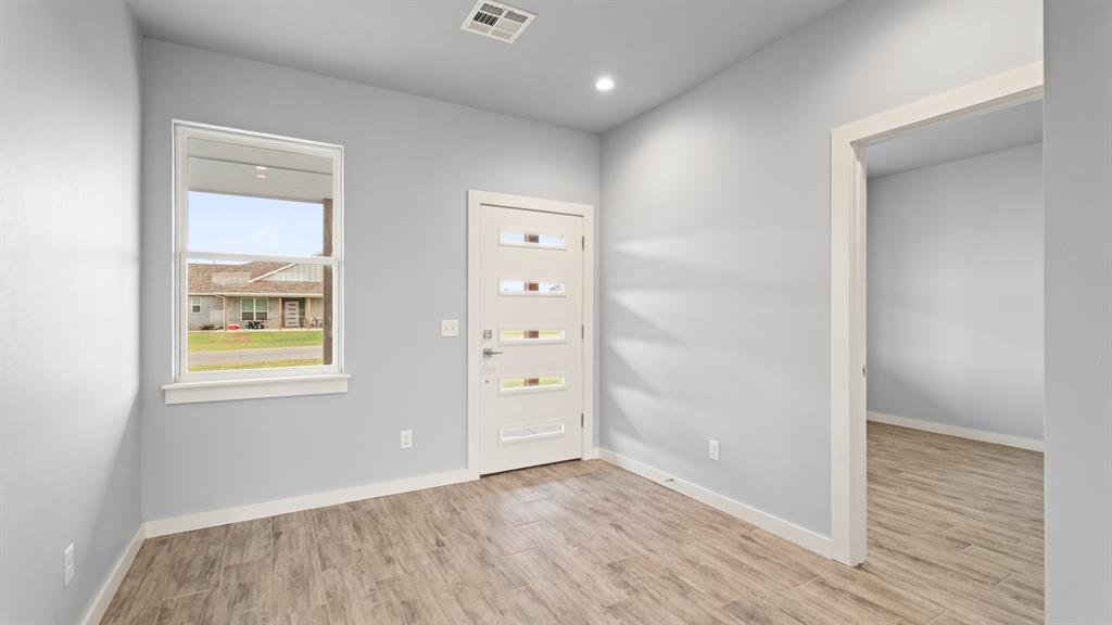 217 Olde Mill Court Property Photo 6