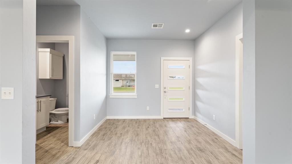 217 Olde Mill Court Property Photo 7