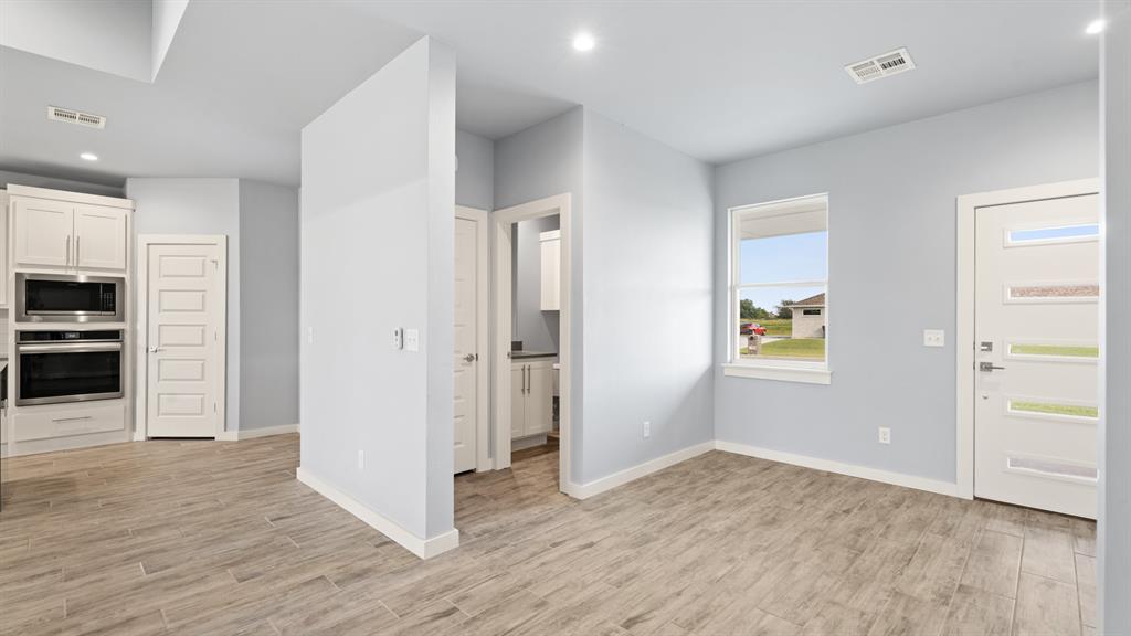 217 Olde Mill Court Property Photo 8