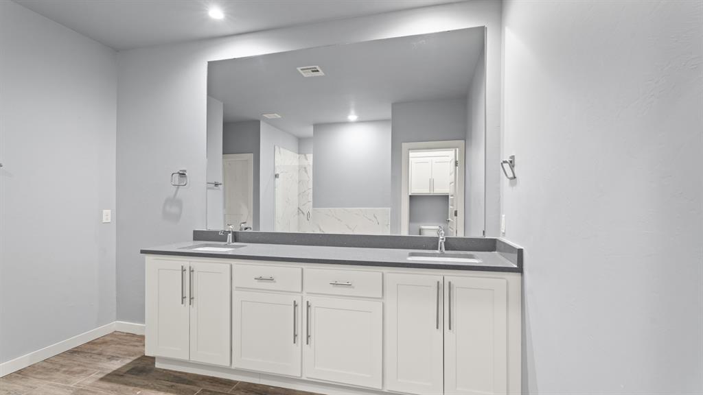 217 Olde Mill Court Property Photo 32