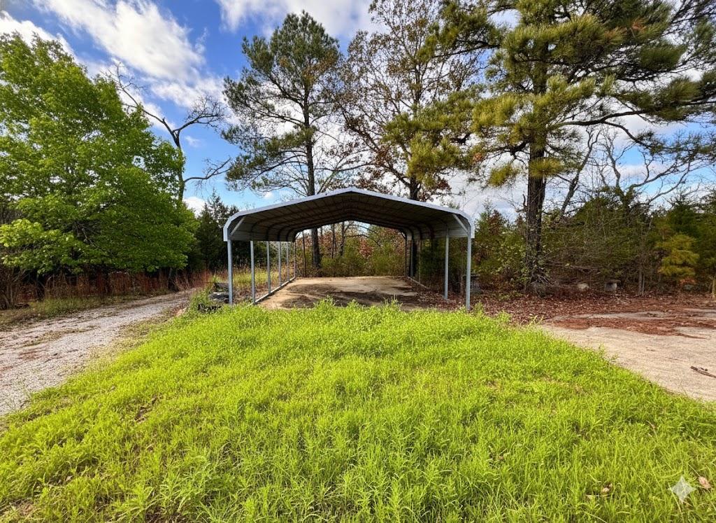 101 Perry Lane Property Photo 17