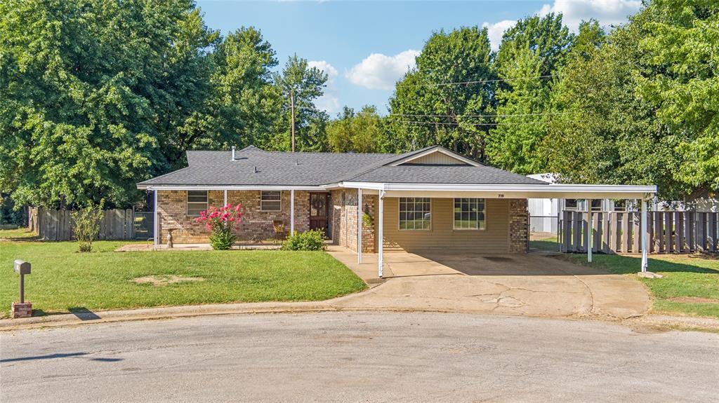 719 Nw Belle Drive Property Photo