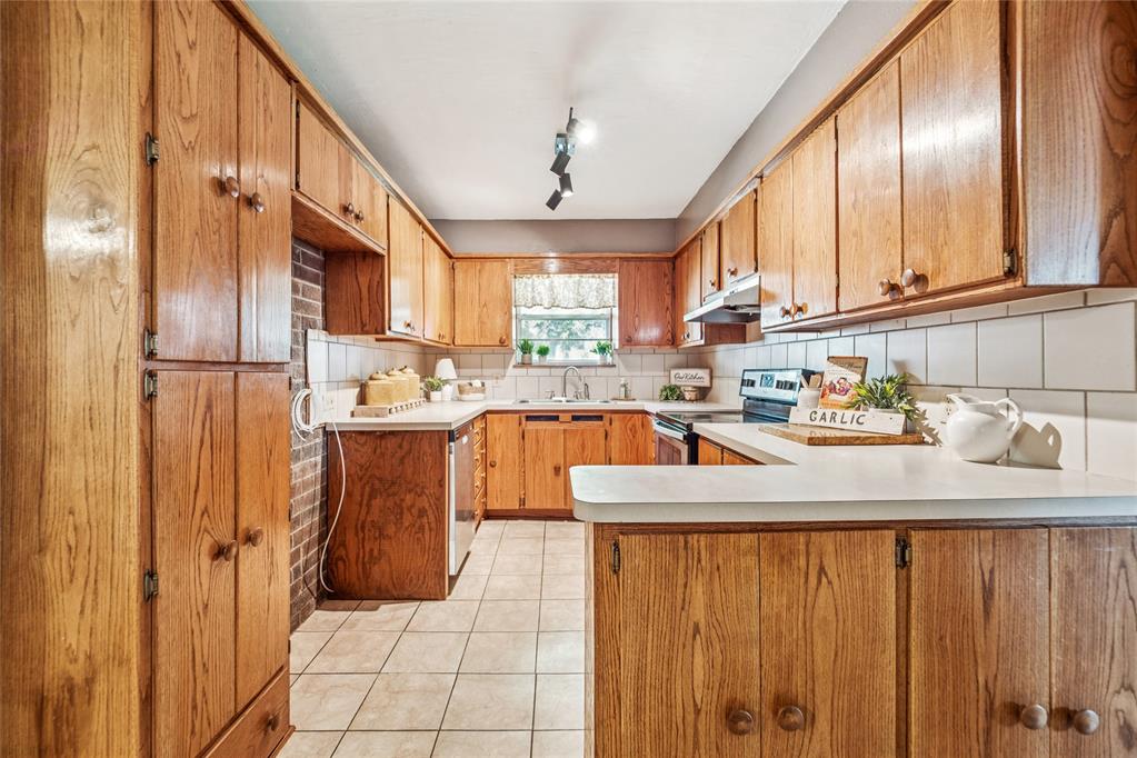 719 Nw Belle Drive Property Photo 10