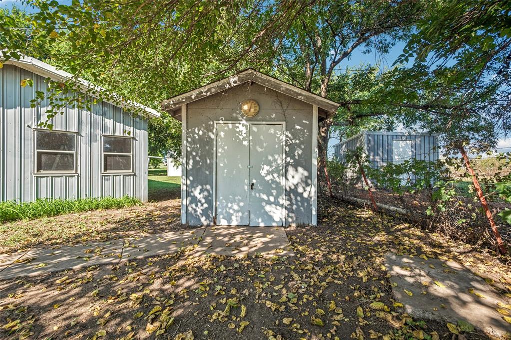 719 Nw Belle Drive Property Photo 33