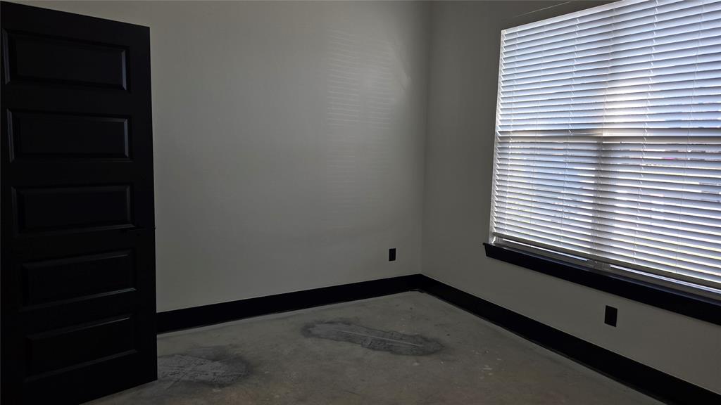 321 Greens Parkway Property Photo 25