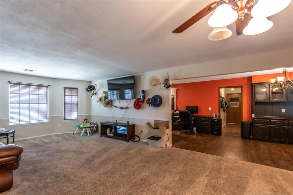 1192088 Property Photo 4