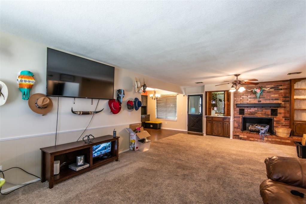 1192088 Property Photo 6