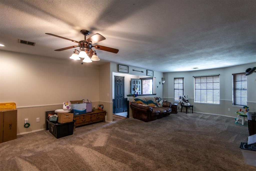 1192088 Property Photo 8