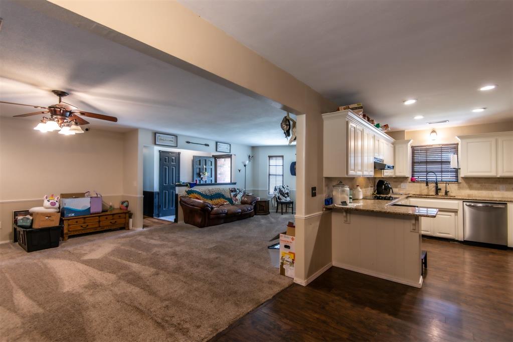 1192088 Property Photo 9