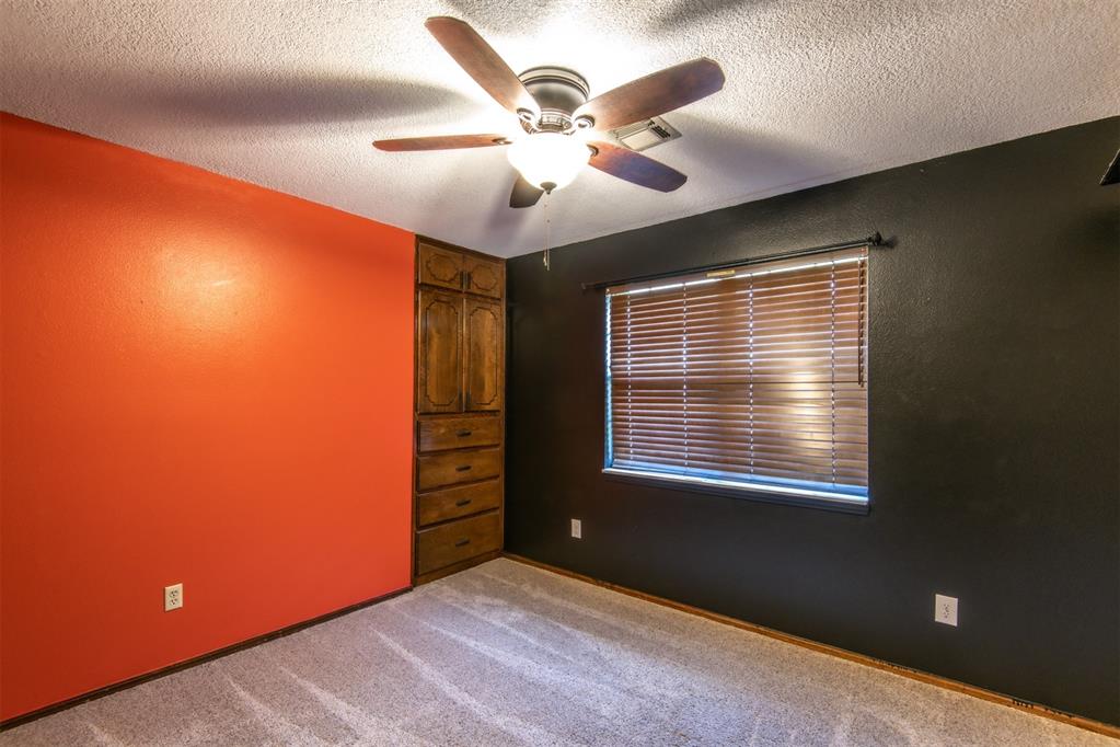 1192088 Property Photo 21