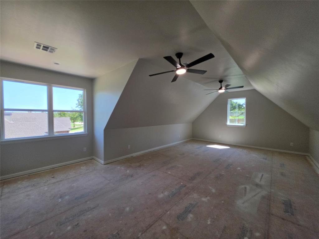 913 Reedser Way Property Photo 17