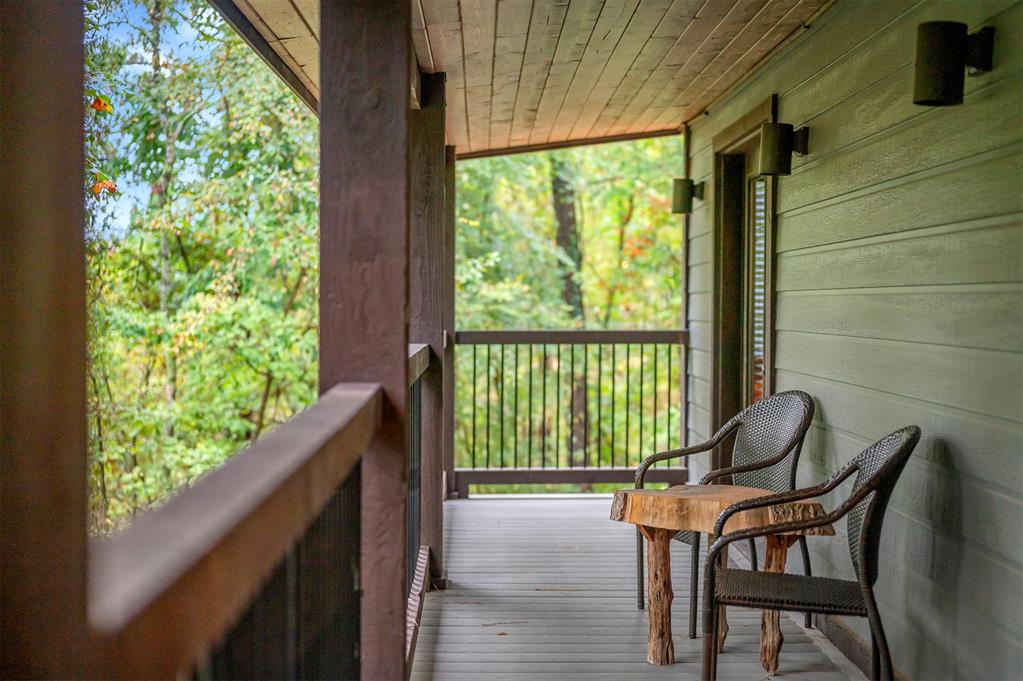 79 Silent Stream Trail Property Photo 31