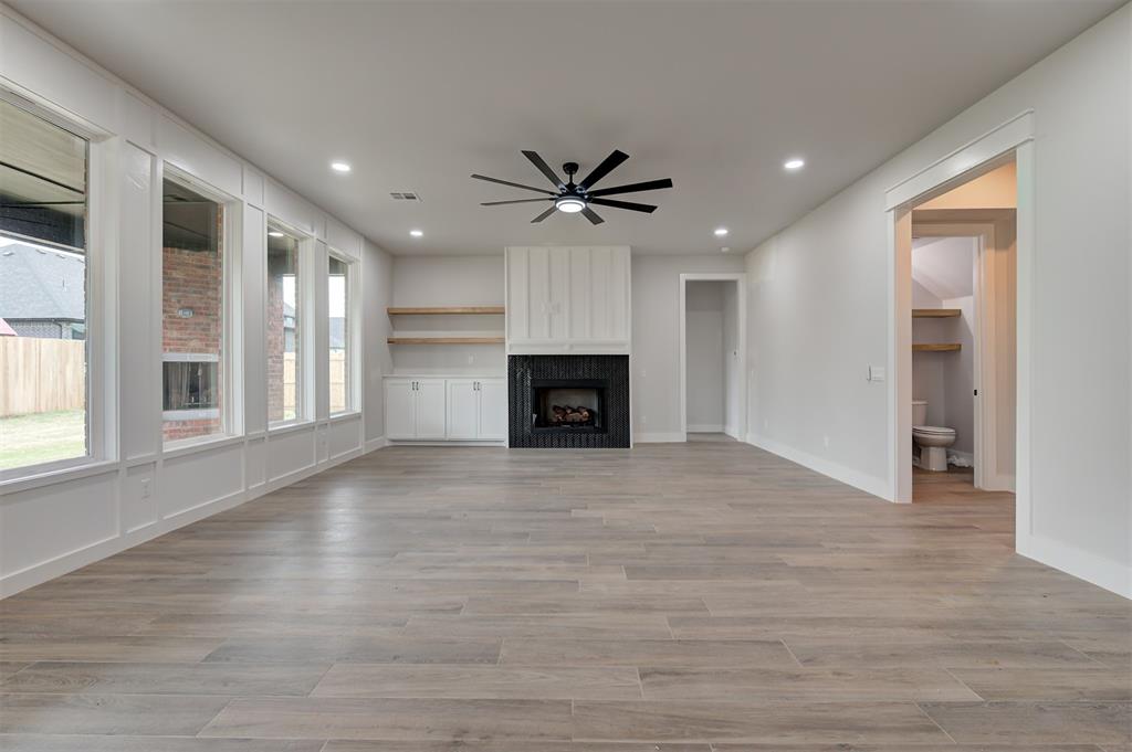 15428 Hatterly Lane Property Photo 3