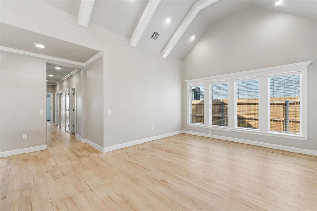 18128 Fields Drive Property Photo 16